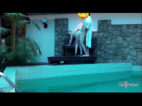 ❤️ A főnök meghívja a szobalányt a medencébe, de nem tud ellenállni egy forró ❤❌ Minőségi pornó at hu.super-vip.top ☑